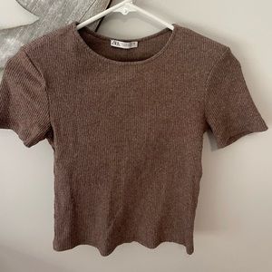 Zara basic tee with padded shoulders